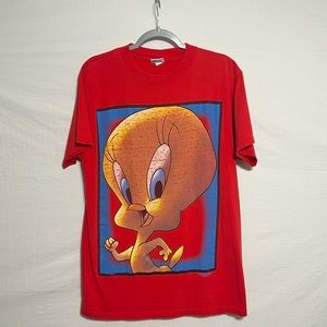 Looney Tunes Tweety tee